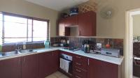 Kitchen - 10 square meters of property in Honeydew