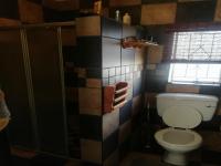 Main Bathroom - 3 square meters of property in Vereeniging