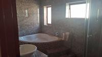 Bathroom 1 - 7 square meters of property in Firgrove