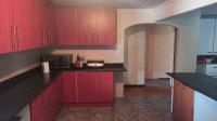 Kitchen - 28 square meters of property in Firgrove