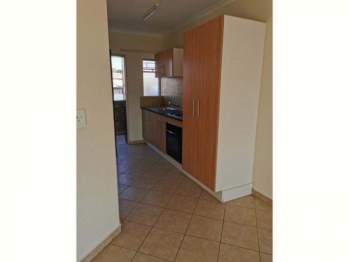 2 Bedroom Apartment for Sale For Sale in Danville MR398109