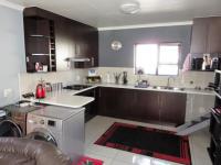 Kitchen - 7 square meters of property in Parkrand