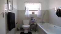 Bathroom 1 - 5 square meters of property in Parkrand