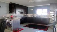 Kitchen - 7 square meters of property in Parkrand