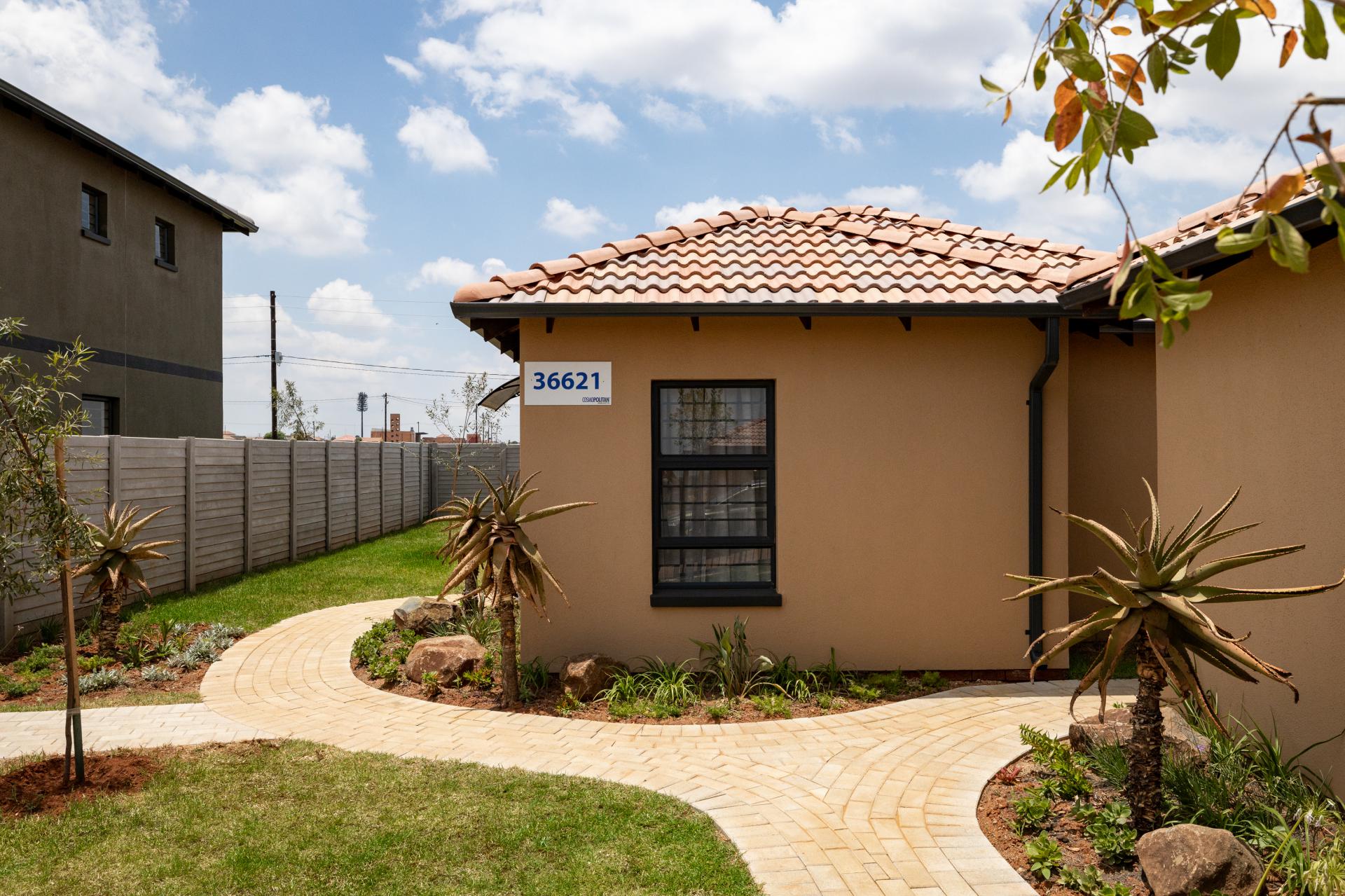 3 Bedroom House for Sale For Sale in Protea Glen MR398686