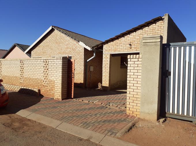 2 Bedroom House for Sale For Sale in Protea Glen - MR399674