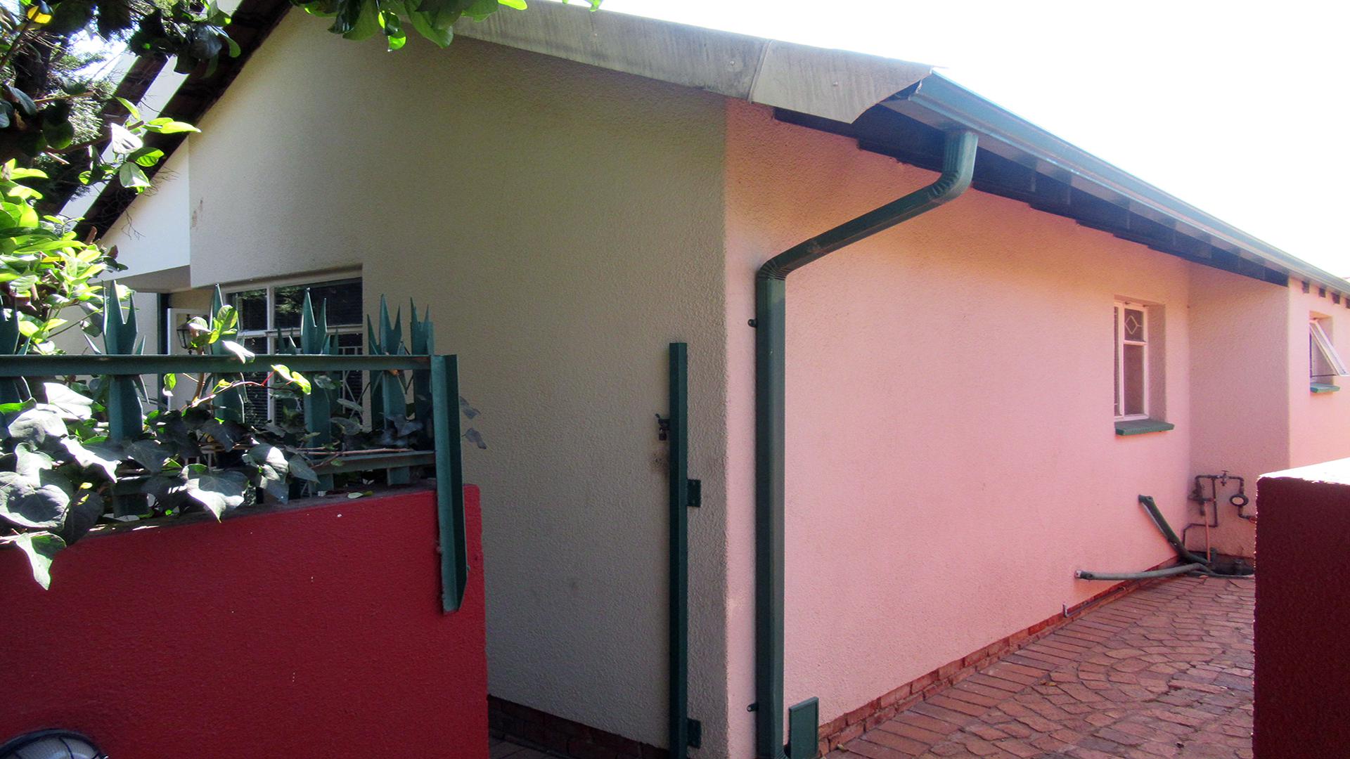 Front View of property in Norkem park