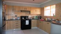 Kitchen - 7 square meters of property in Norkem park