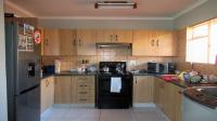 Kitchen - 7 square meters of property in Norkem park