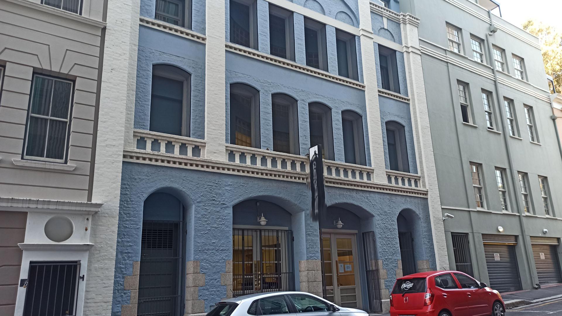 Front View of property in Cape Town Centre