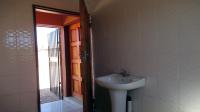Bathroom 3+ - 11 square meters of property in Stretford