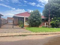 Front View of property in Dube