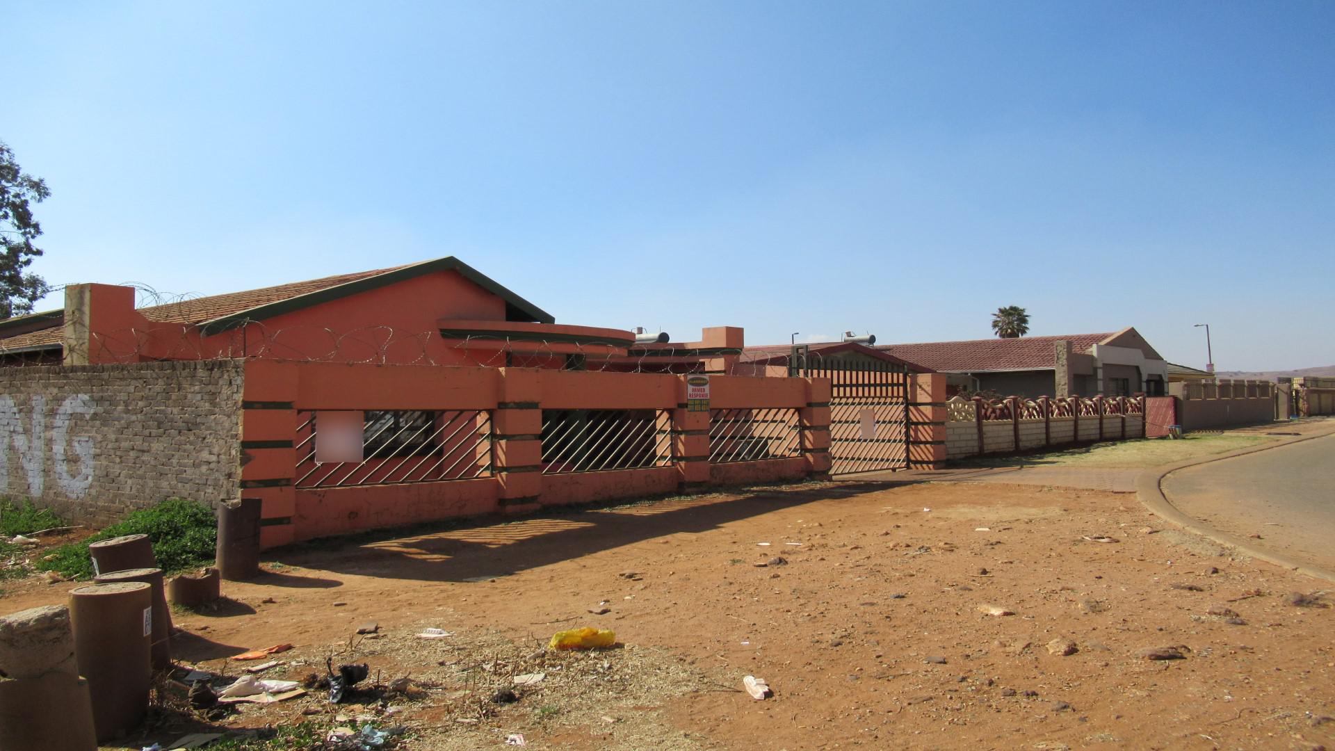 Front View of property in Lenasia