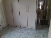 Bed Room 2 - 15 square meters of property in Lenasia