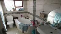 Bathroom 3+ - 16 square meters of property in Rangeview