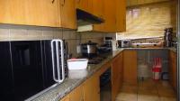 Kitchen - 7 square meters of property in Windsor East