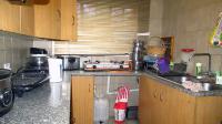 Kitchen - 7 square meters of property in Windsor East