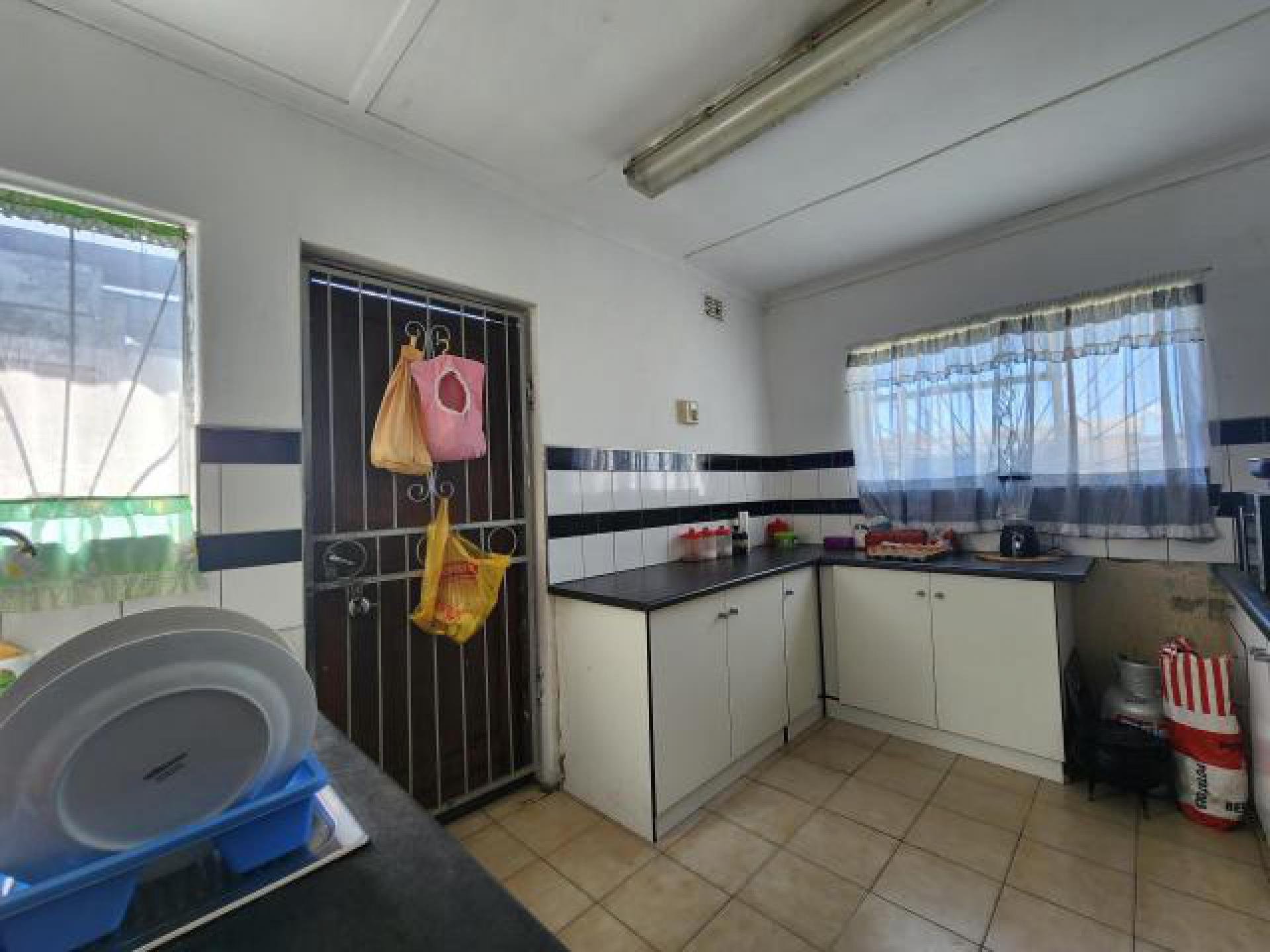 Kitchen of property in Matroosfontein