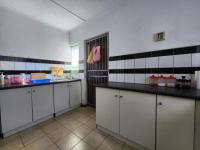 Kitchen of property in Matroosfontein