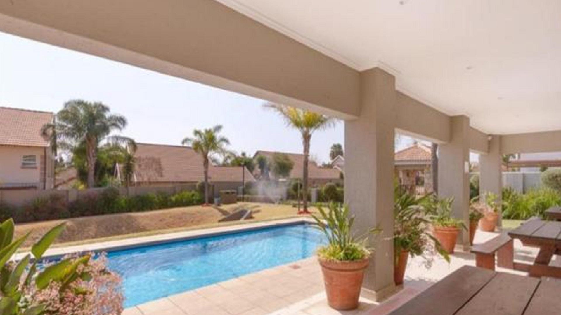 Entertainment of property in Barbeque Downs