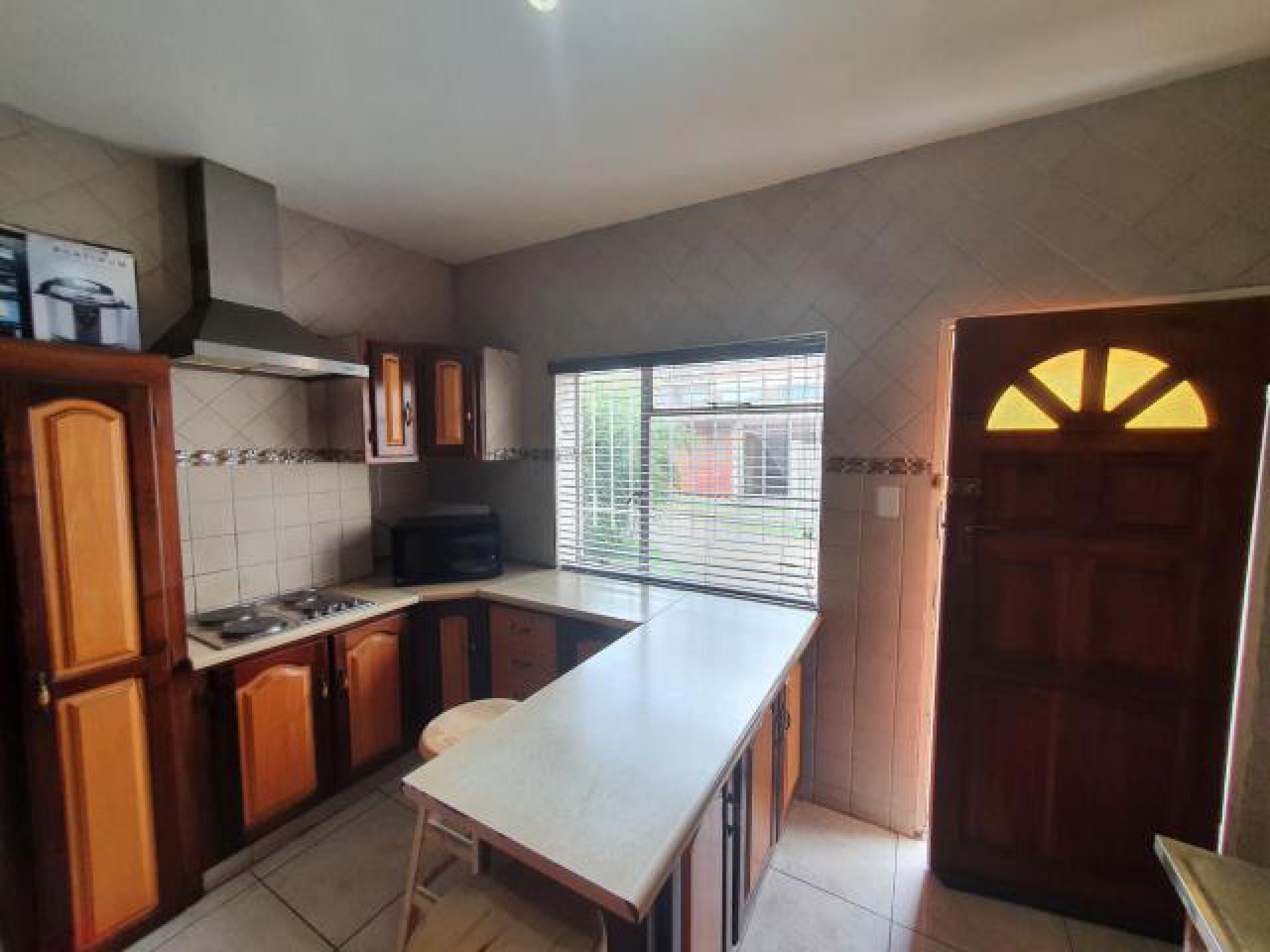 Kitchen of property in Vanderbijlpark