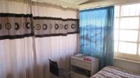Bed Room 2 - 12 square meters of property in Kenilworth - JHB