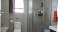 Bathroom 1 - 6 square meters of property in Erand Gardens