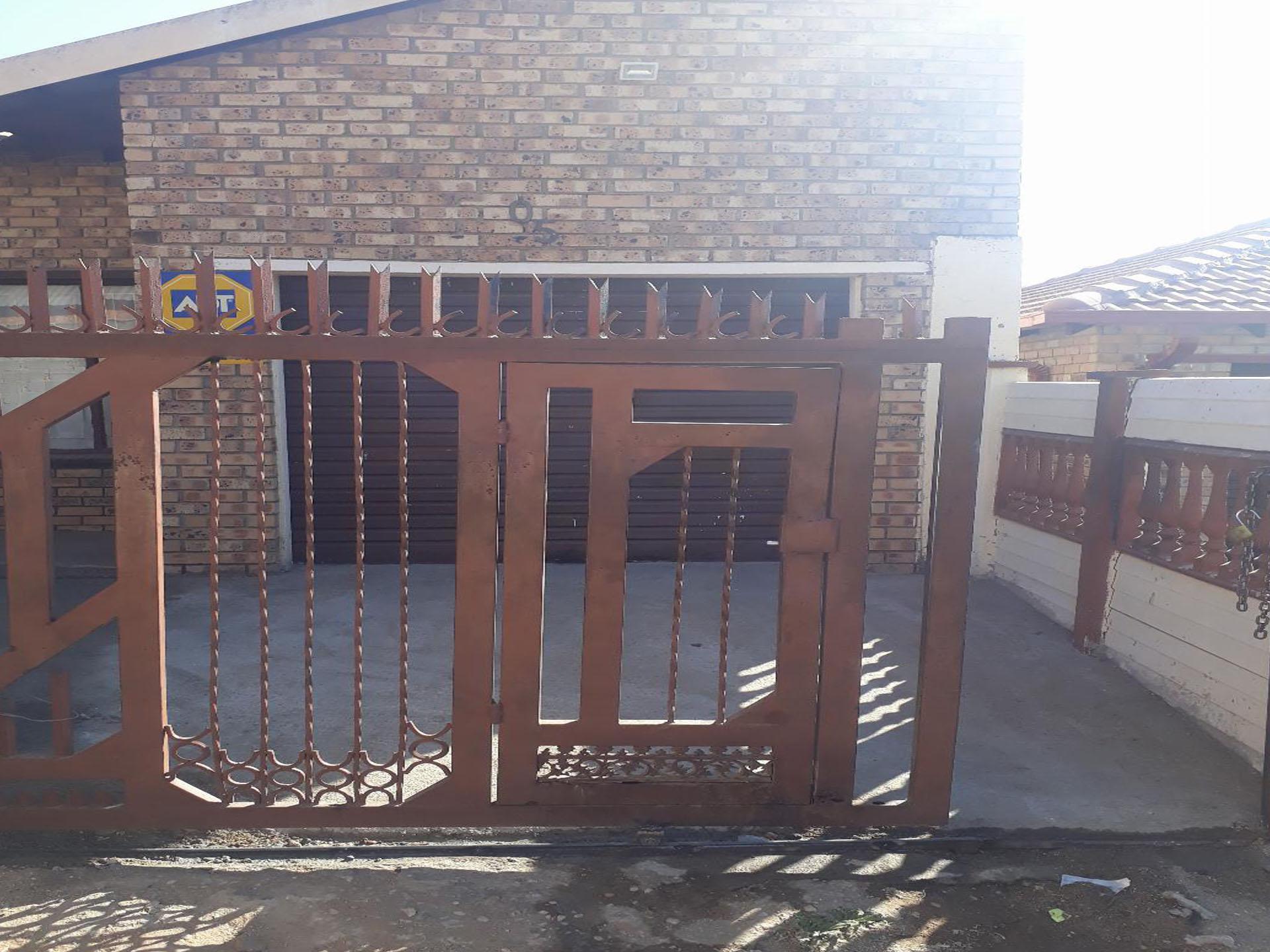 Front View of property in Polokwane