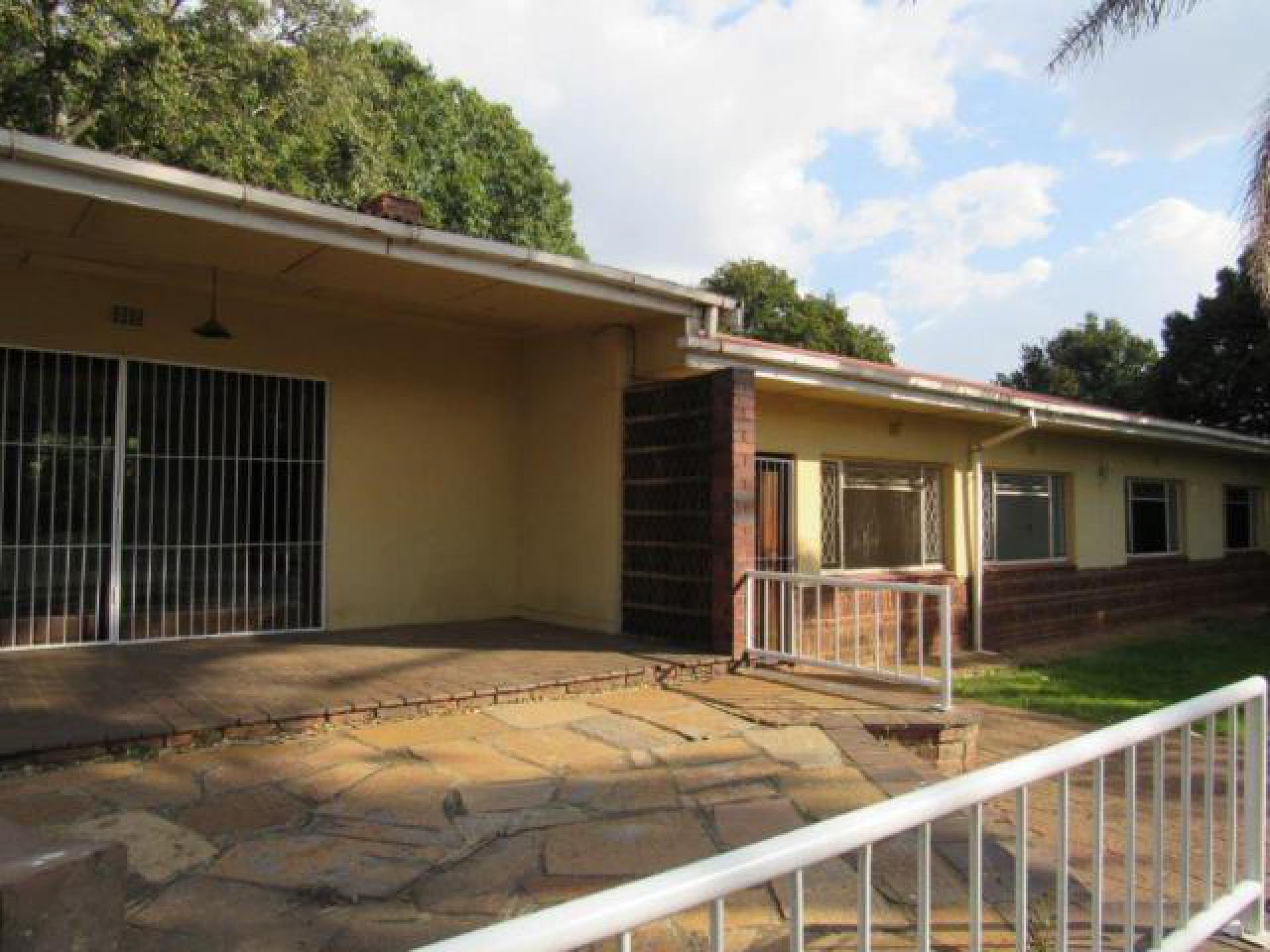 Standard Bank EasySell 3 Bedroom House for Sale in Glencoe