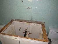 Main Bathroom of property in Glencoe