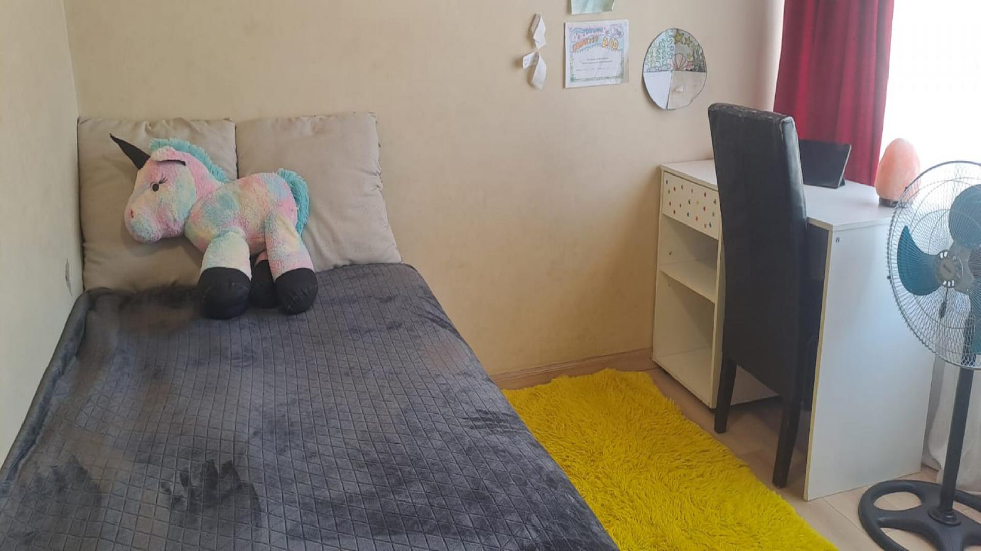 Bed Room 1 of property in Pretoria North
