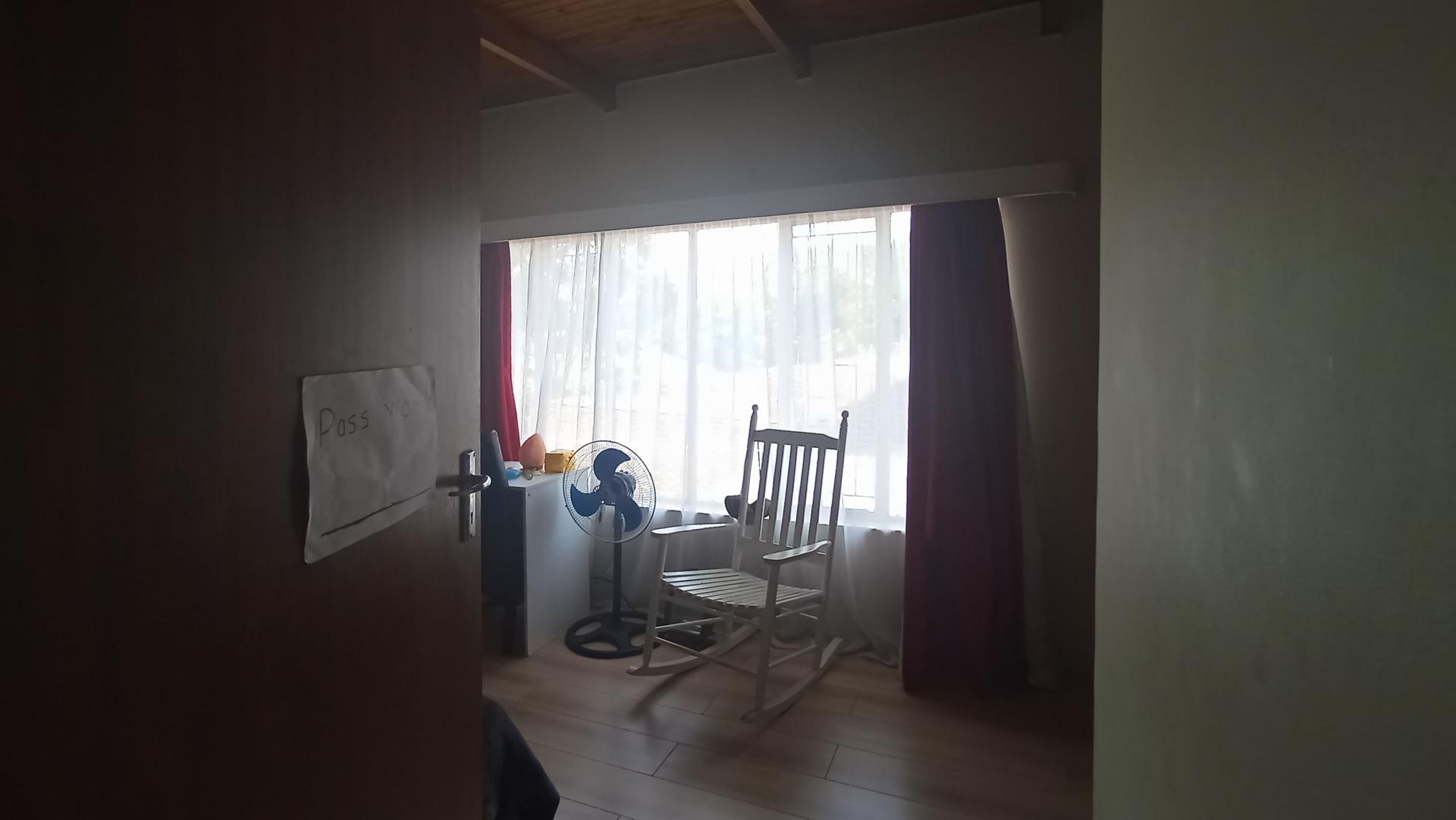 Bed Room 2 of property in Pretoria North