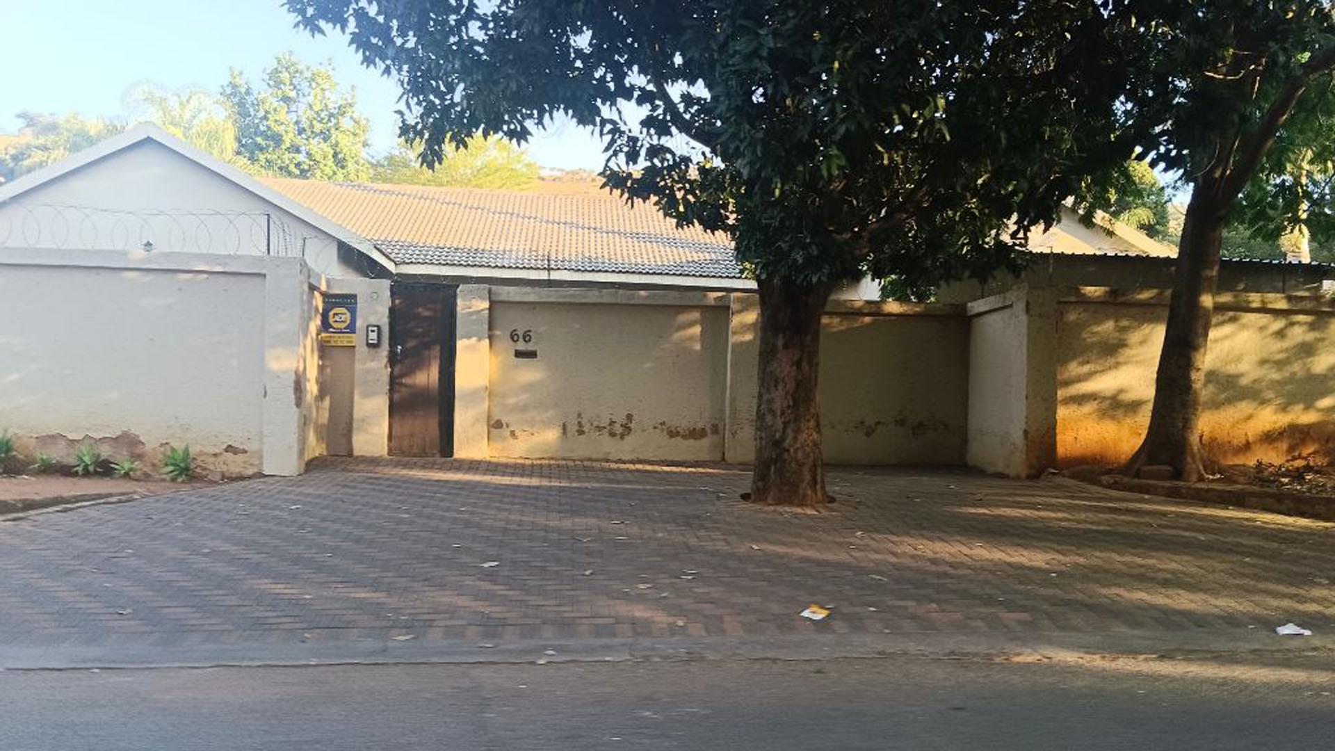 Front View of property in Pretoria Gardens