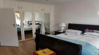 Bed Room 1 - 17 square meters of property in Albemarle