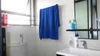 Main Bathroom - 4 square meters of property in Greenstone Hill