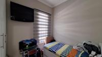 Bed Room 3 - 9 square meters of property in Crystal Park