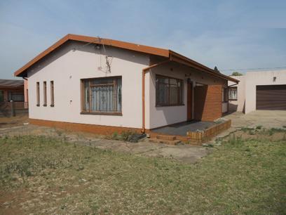 Front View of property in Vanderbijlpark