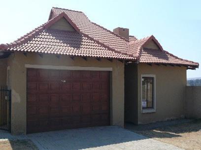 Front View of property in Savannah Country Estate