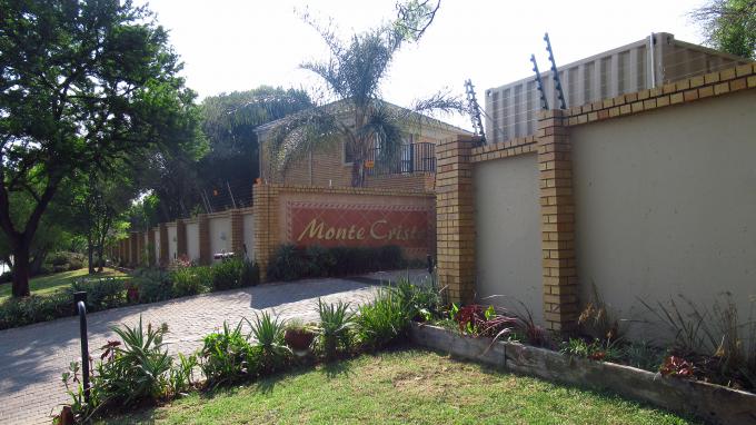 3 Bedroom Duplex for Sale For Sale in Witkoppen - Home Sell - MR405217