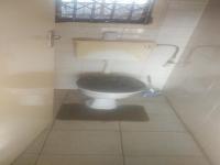 Bathroom 1 - 13 square meters of property in Ennerdale