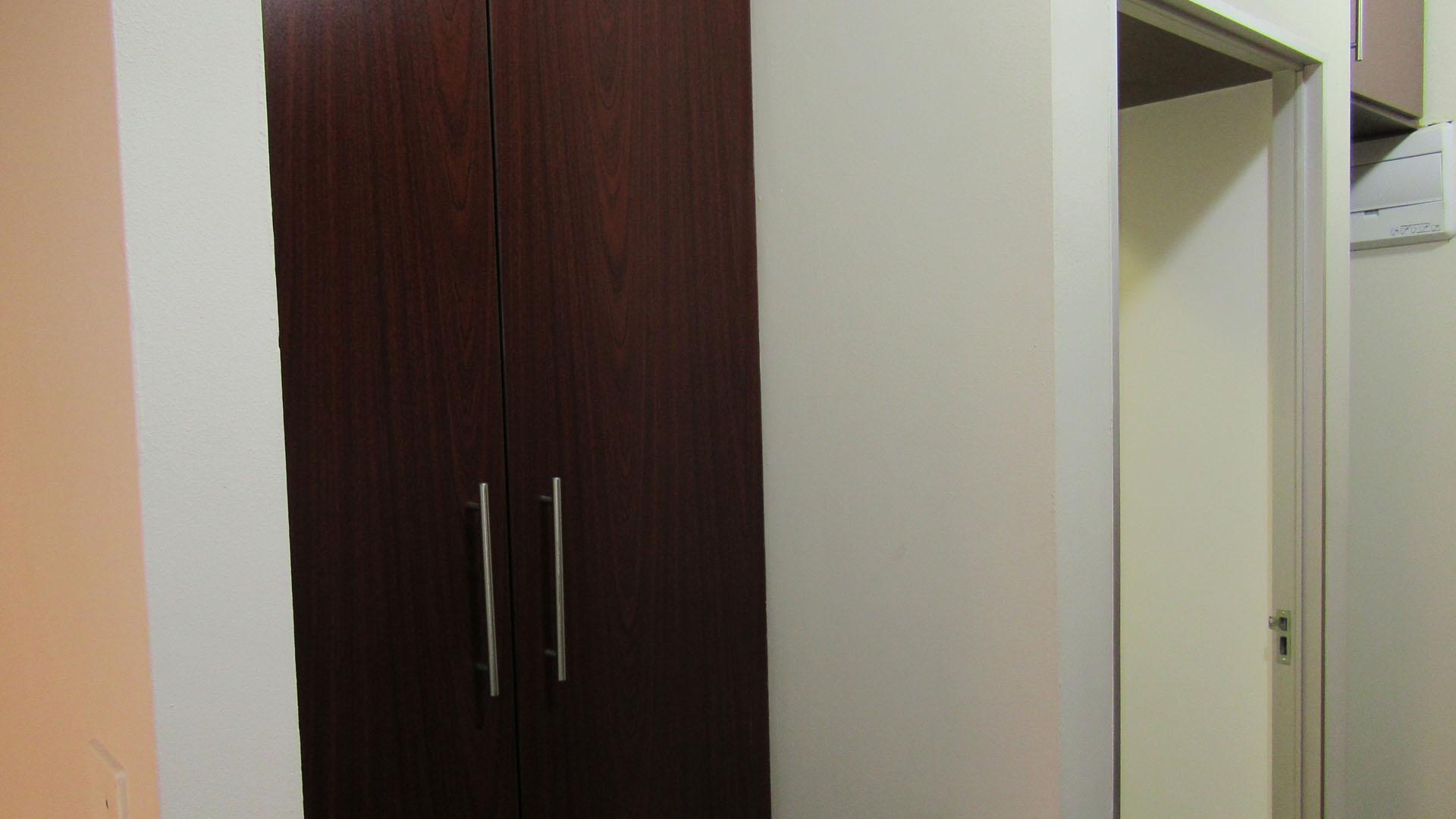 Rooms - 14 square meters of property in Marshallstown