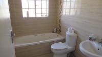 Bathroom 1 - 5 square meters of property in Mayfield Park