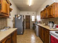 Kitchen - 16 square meters of property in Mayfield Park