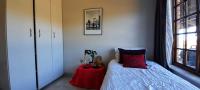Bed Room 1 - 9 square meters of property in Montrose