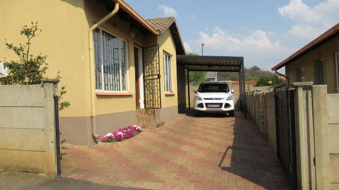 3 Bedroom Sectional Title for Sale For Sale in Naturena - Private Sale - MR406343