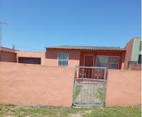 Front View of property in Buffalo Flats
