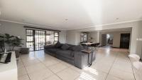 Lounges of property in Greenstone Hill