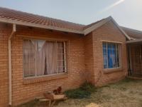 3 Bedroom 2 Bathroom Simplex for Sale for sale in Willow Park Manor