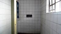 Bathroom 3+ - 35 square meters of property in Driehoek