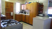 Kitchen - 15 square meters of property in Birch Acres